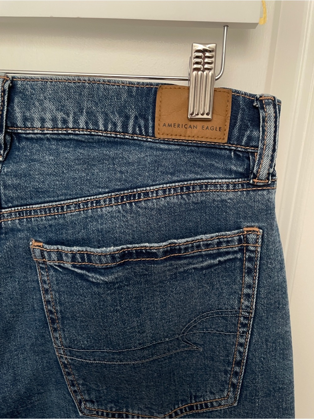 American Eagle size 2 long low rise ultra Wide-Leg Jeans in Blue Wash - Picture 7 of 11